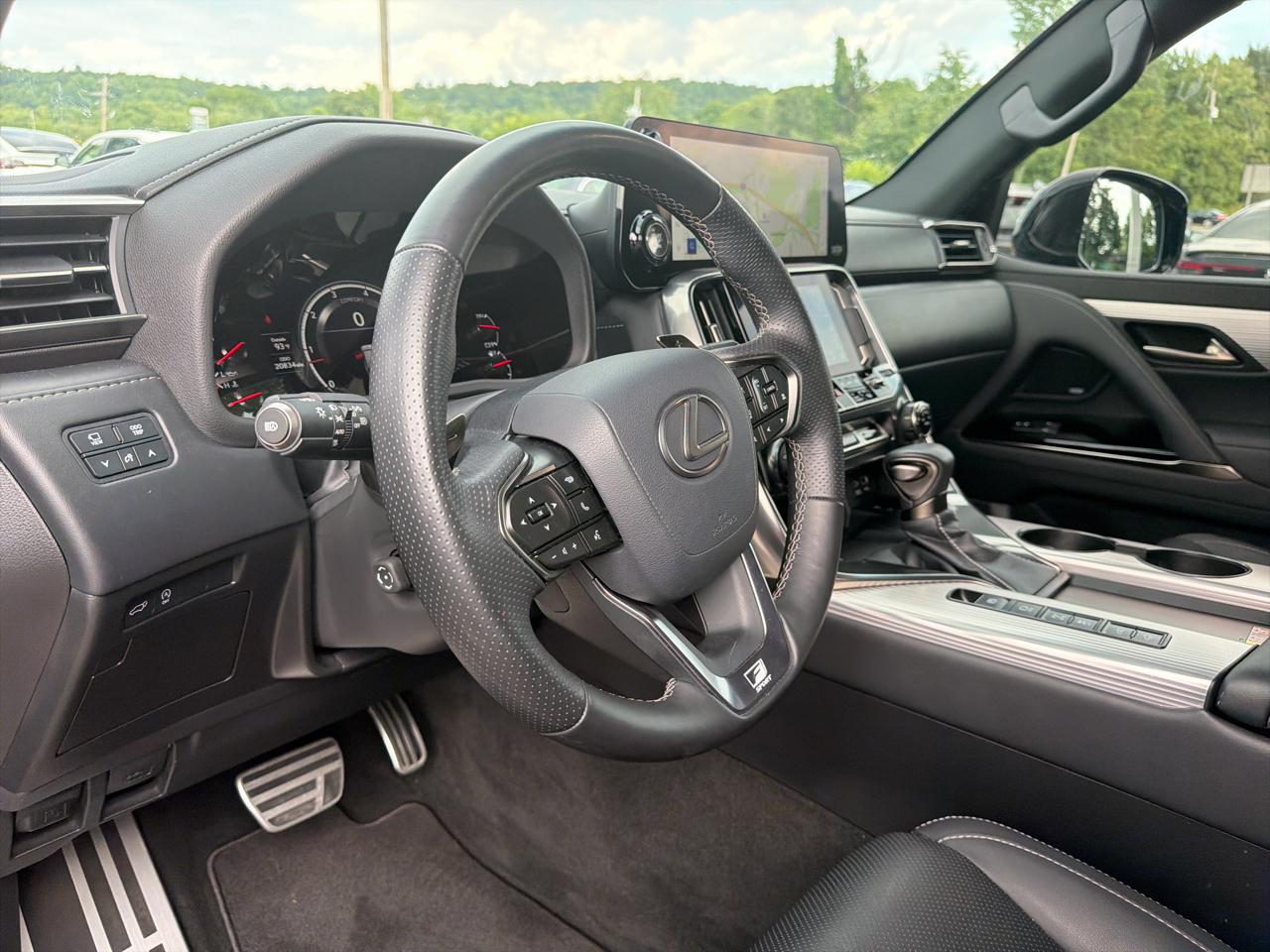 Lexus LX LX 600 F SPORT 4WD 2024