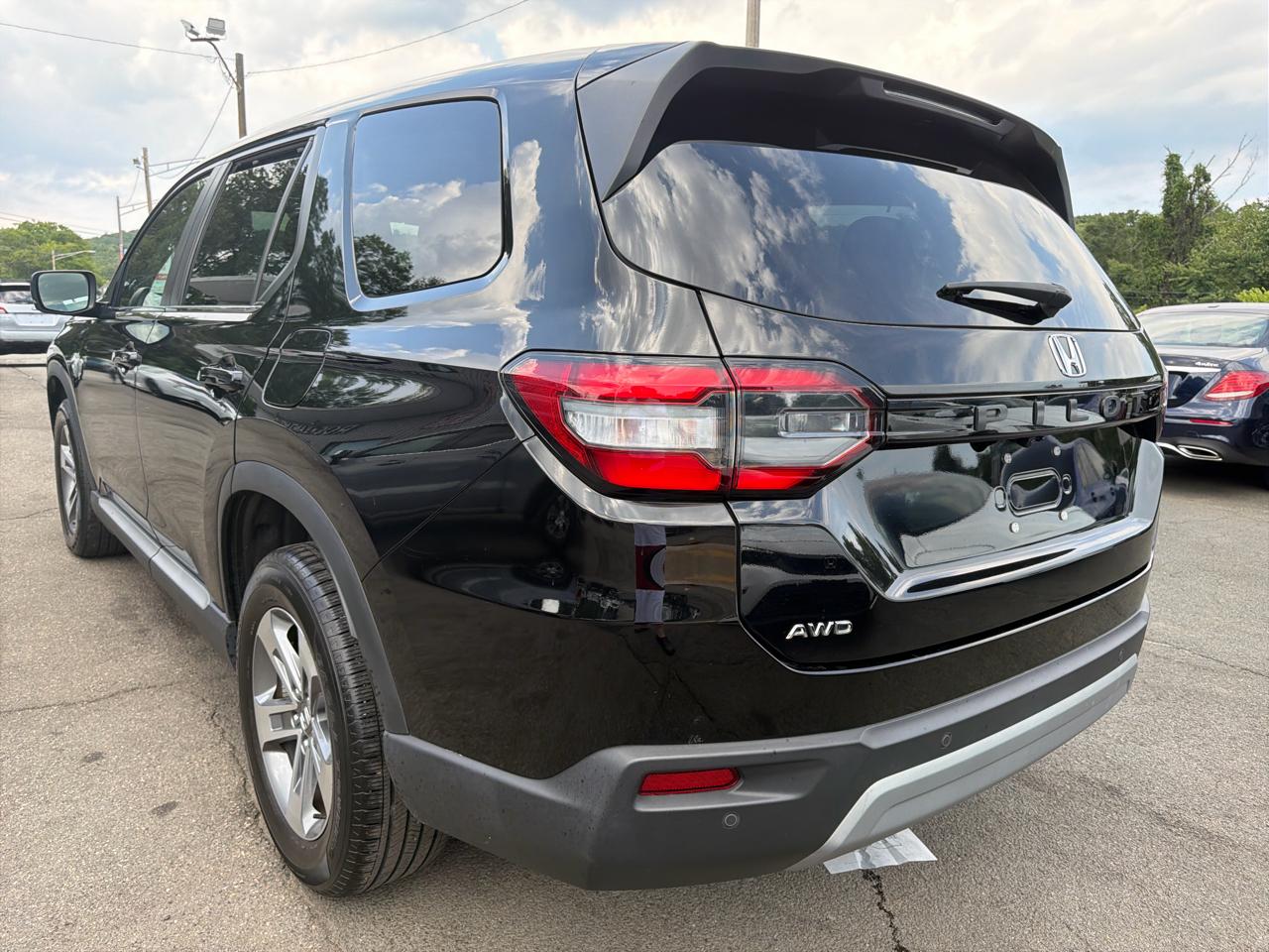 Honda Pilot EX-L 7 Passenger AWD 2024