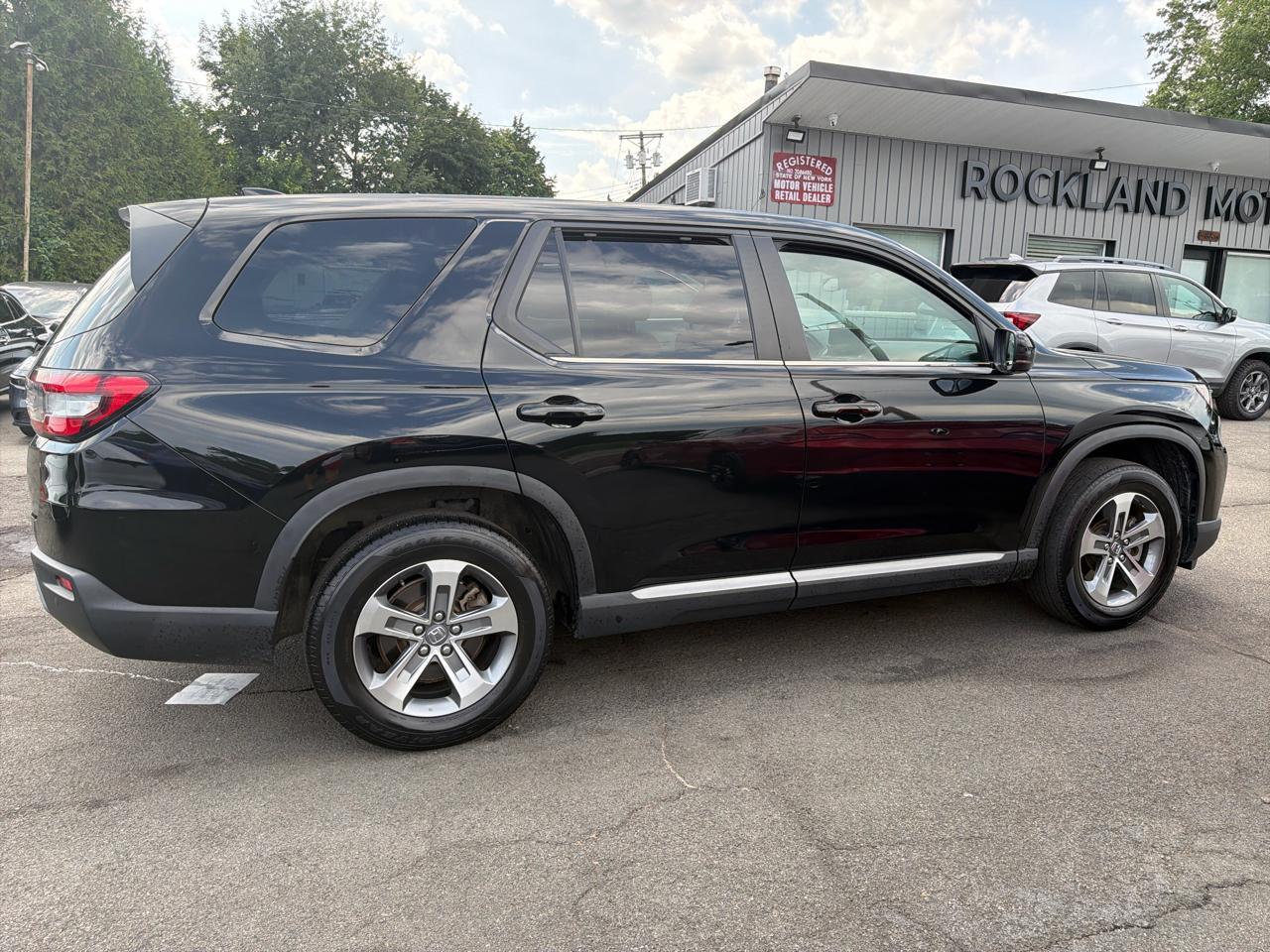 Honda Pilot EX-L 7 Passenger AWD 2024