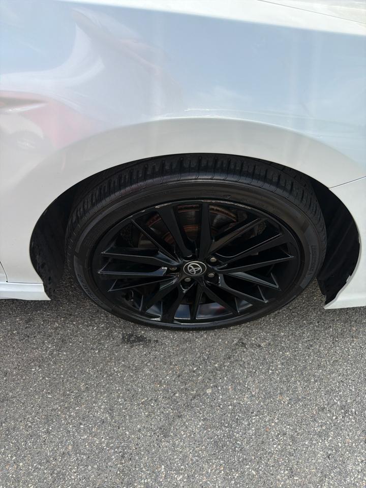 Toyota Camry  2021