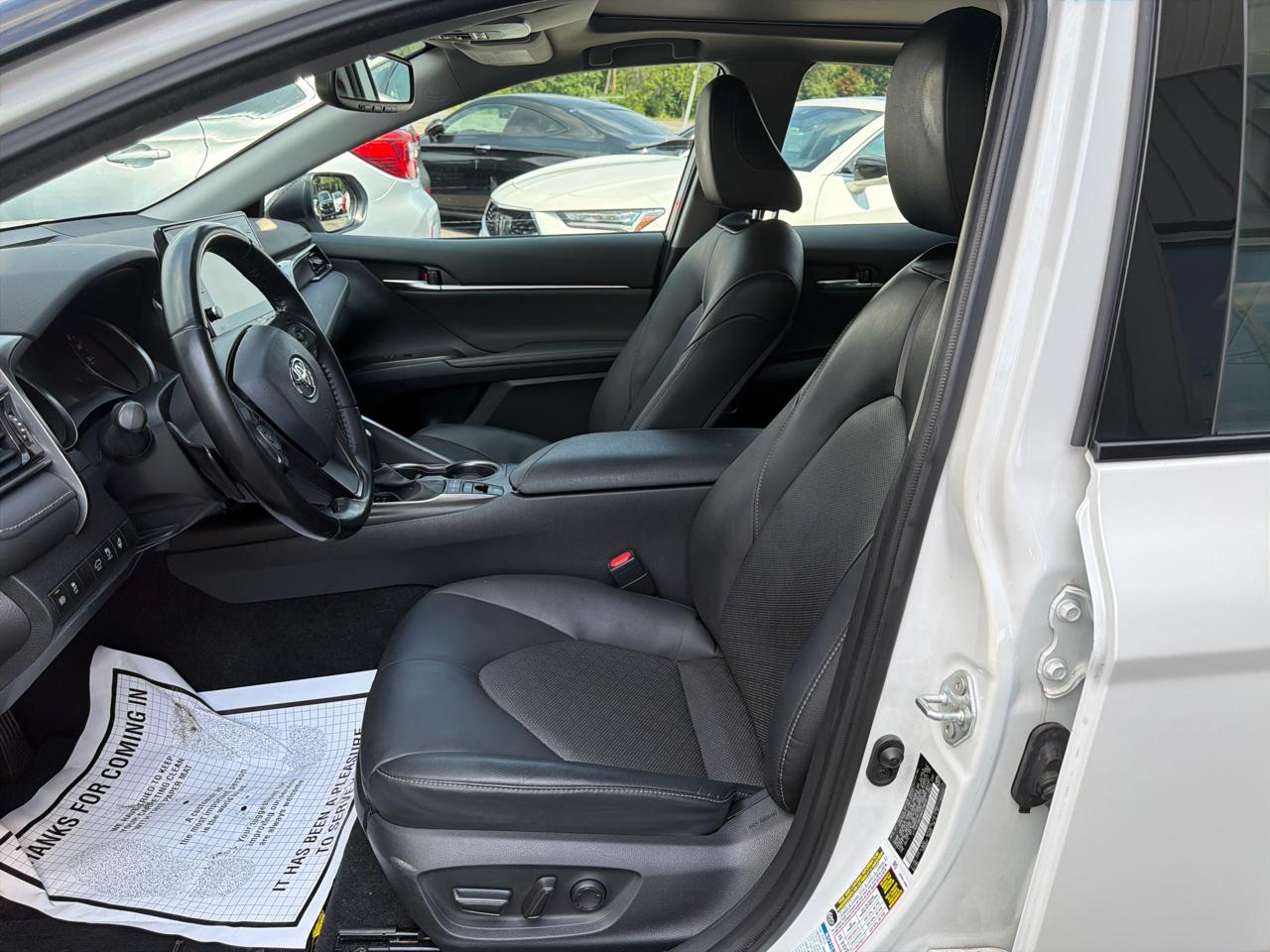 Toyota Camry  2021