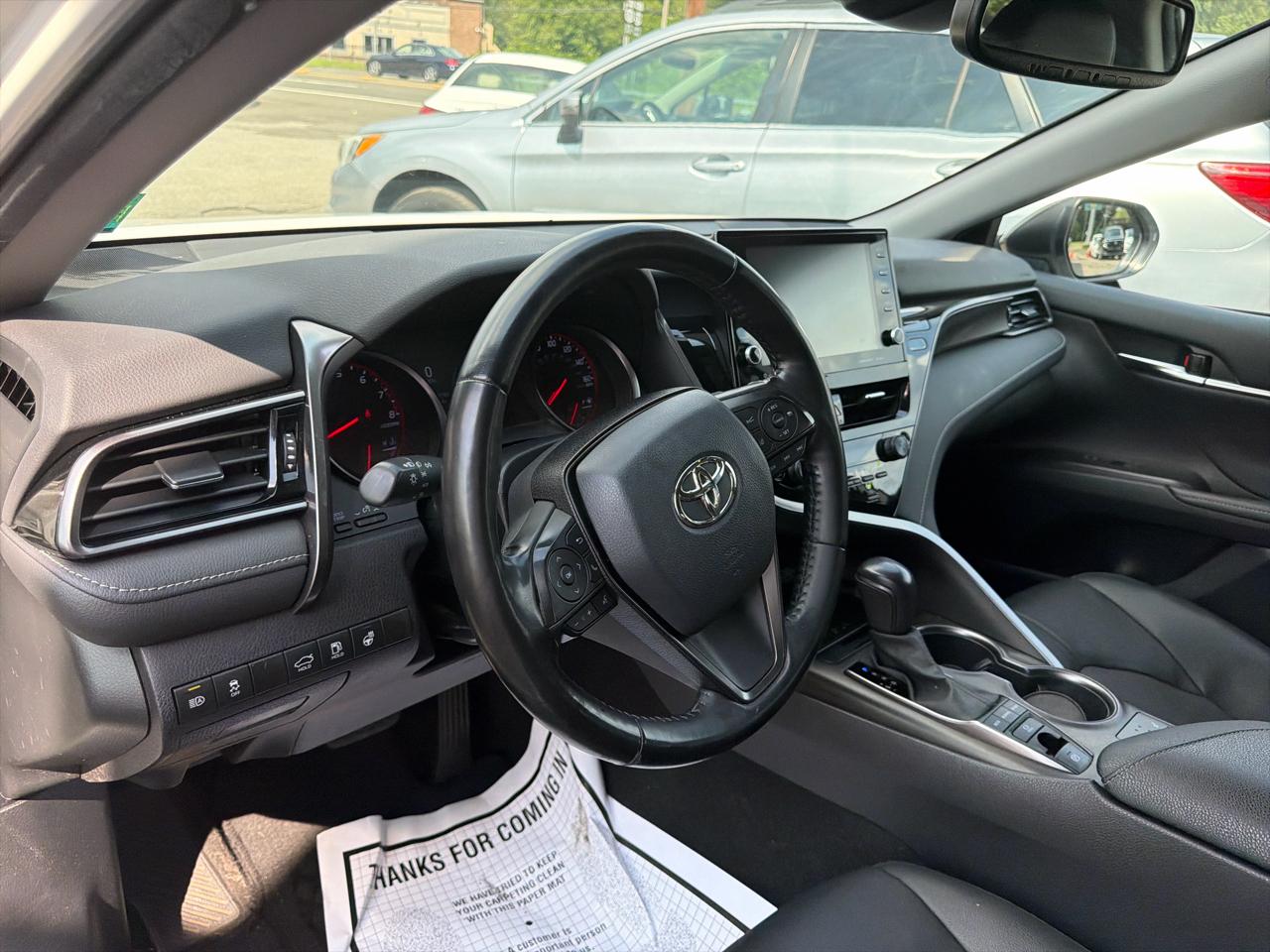 Toyota Camry  2021