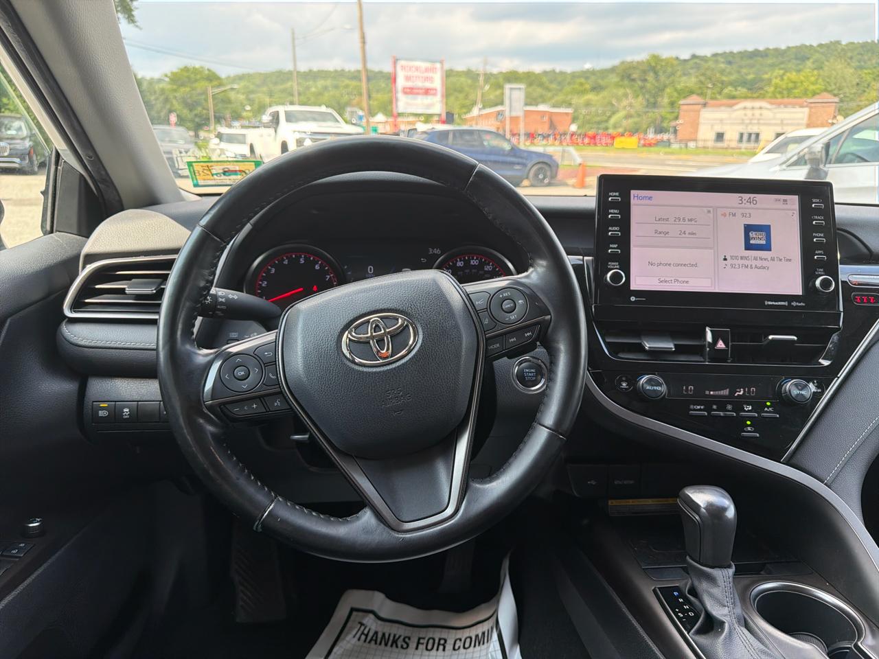 Toyota Camry  2021