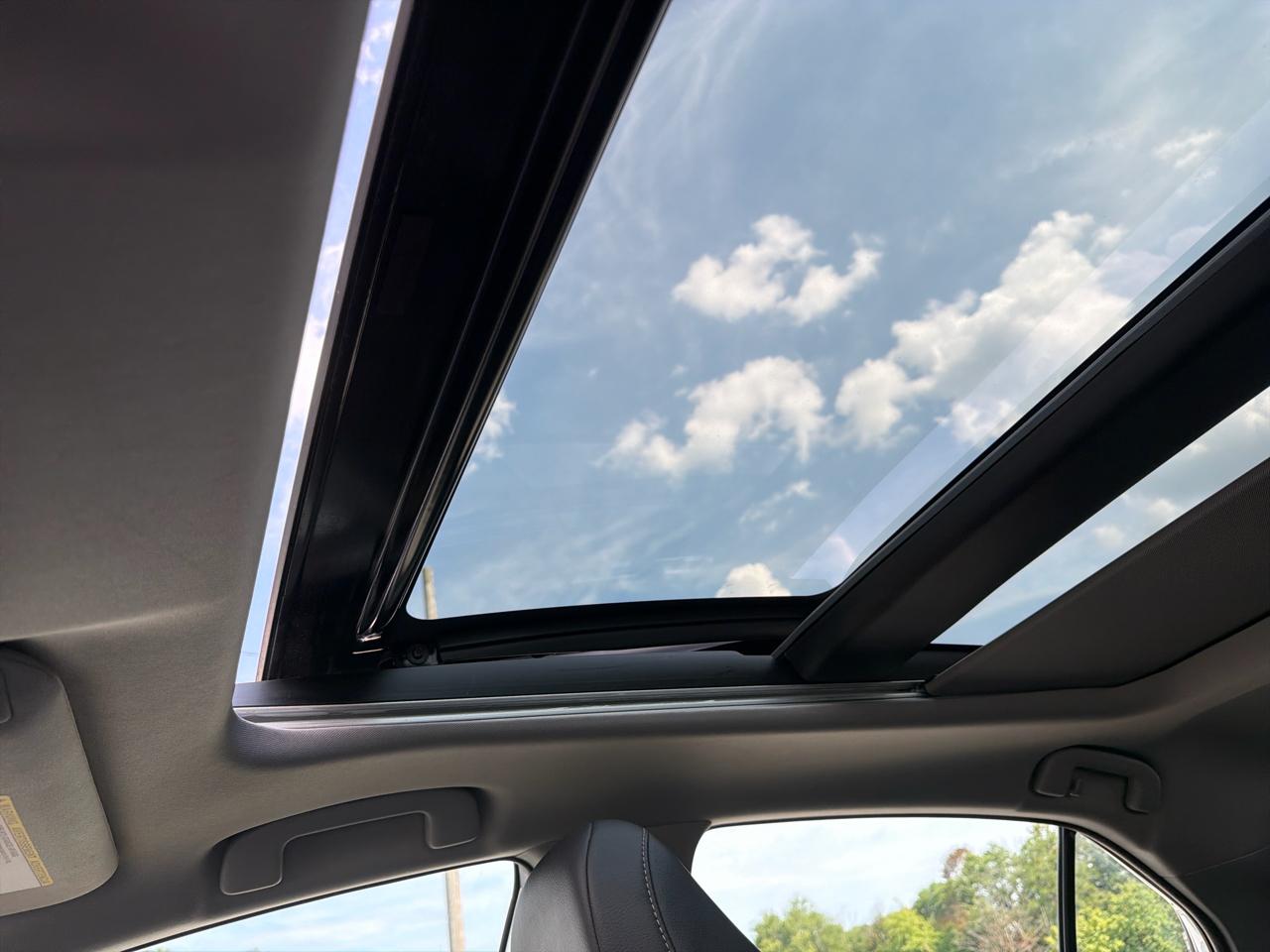 Toyota Camry  2021