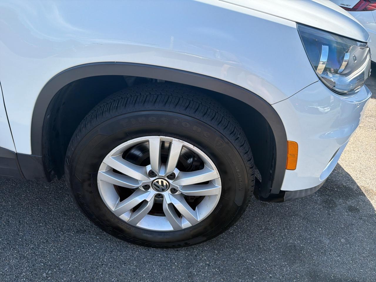 Volkswagen Tiguan 4MOTION 4dr Auto R-Line 2016