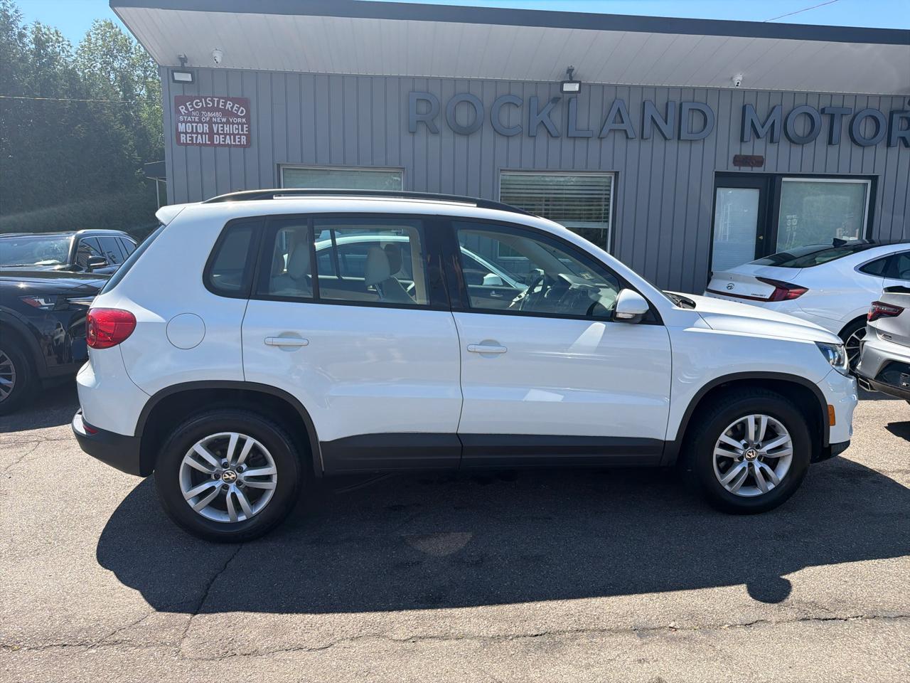 Volkswagen Tiguan 4MOTION 4dr Auto R-Line 2016