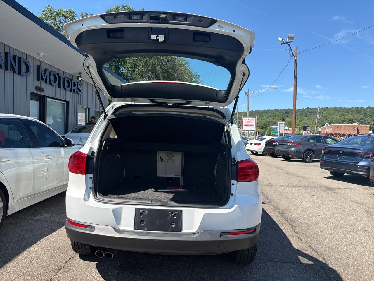 Volkswagen Tiguan 4MOTION 4dr Auto R-Line 2016