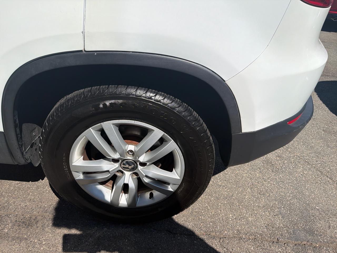 Volkswagen Tiguan 4MOTION 4dr Auto R-Line 2016