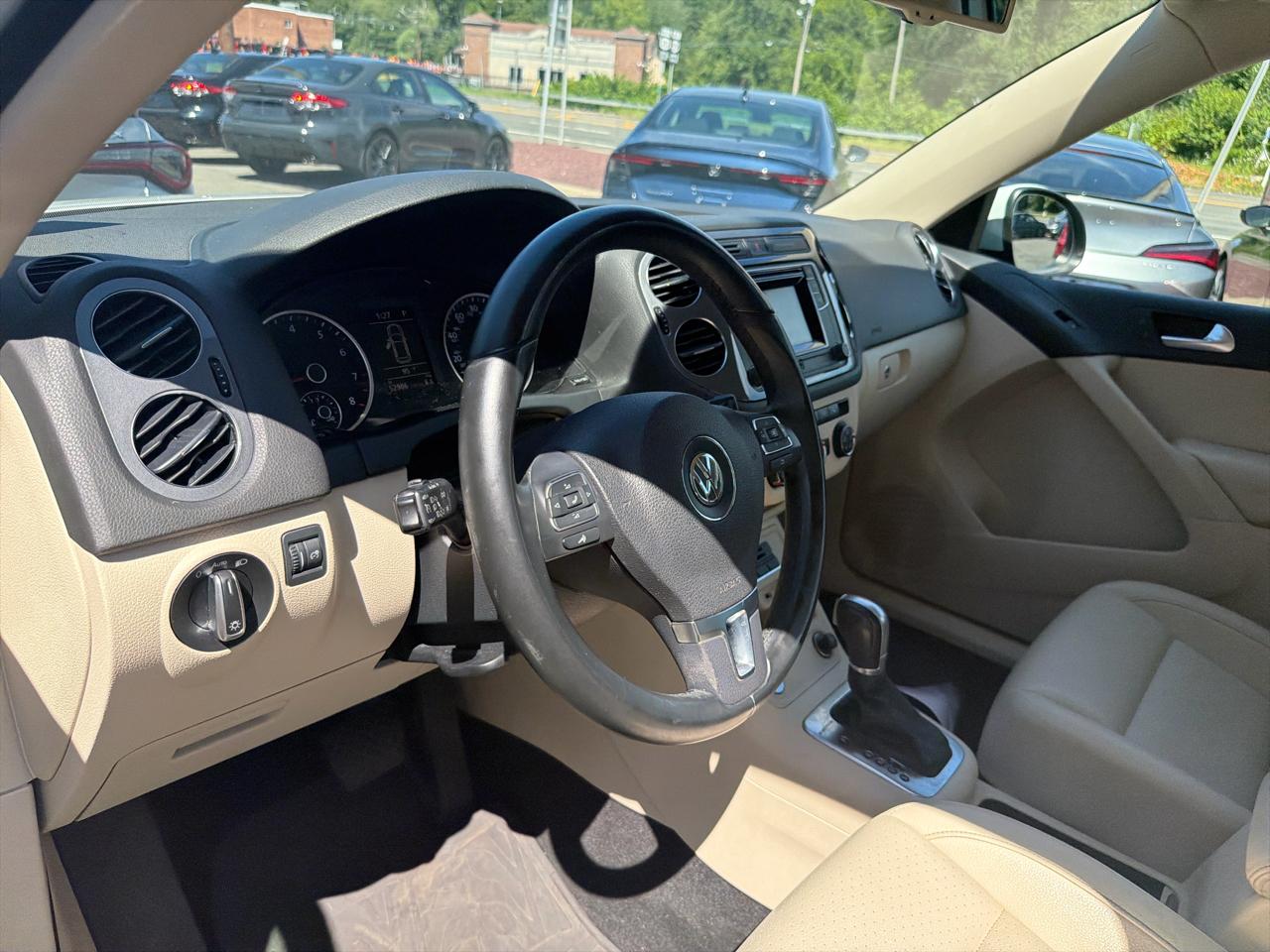 Volkswagen Tiguan 4MOTION 4dr Auto R-Line 2016