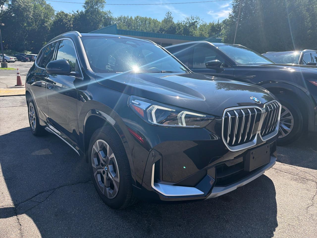 BMW X1 xDrive28i Sports Activity Vehicle 2025