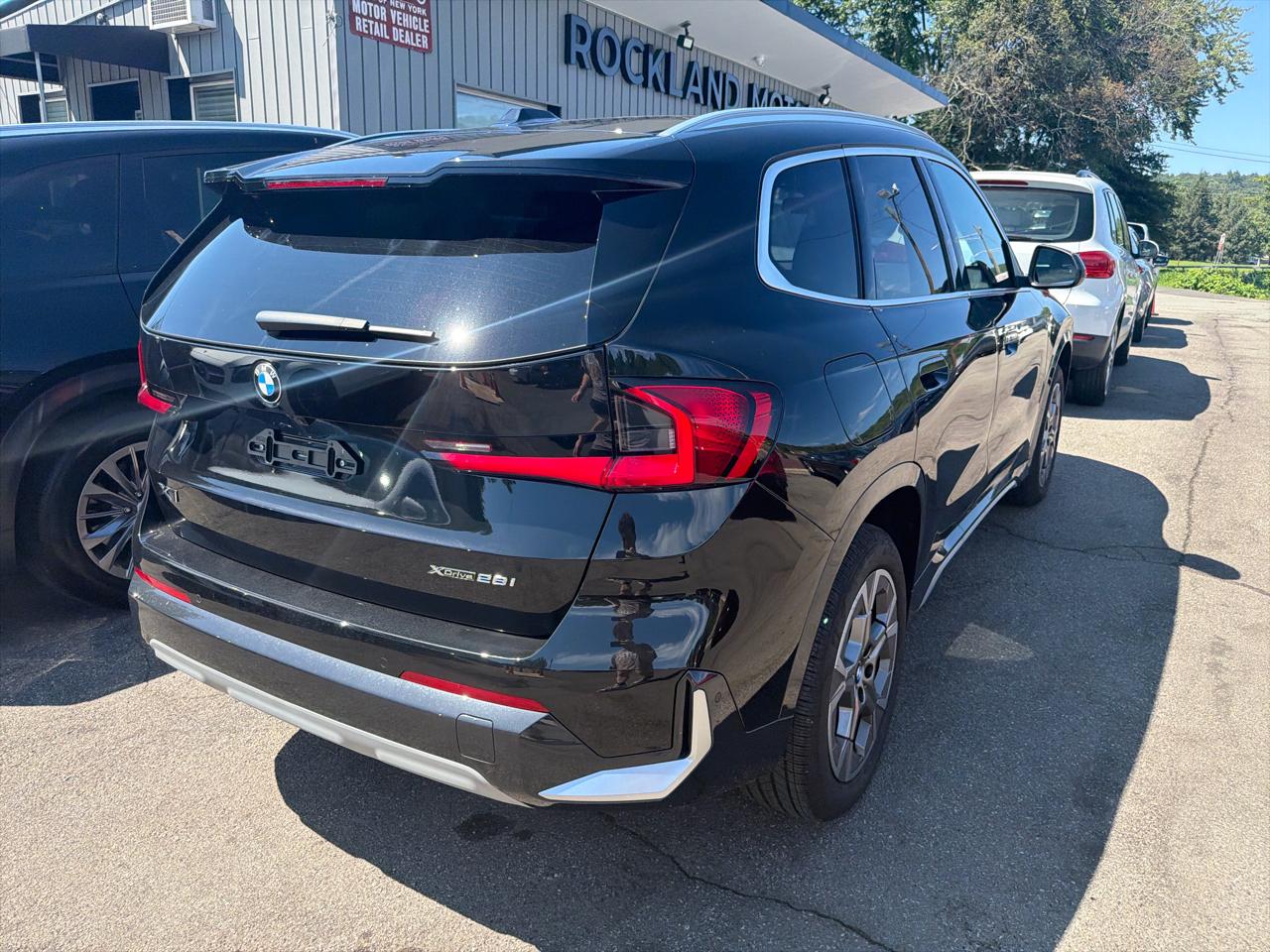 BMW X1 xDrive28i Sports Activity Vehicle 2025