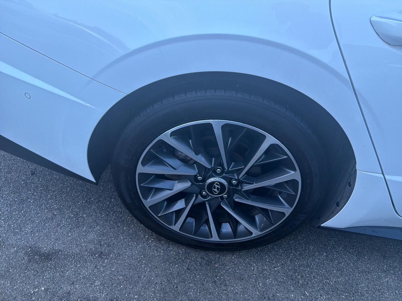 Hyundai Sonata Limited 1.6T 2023