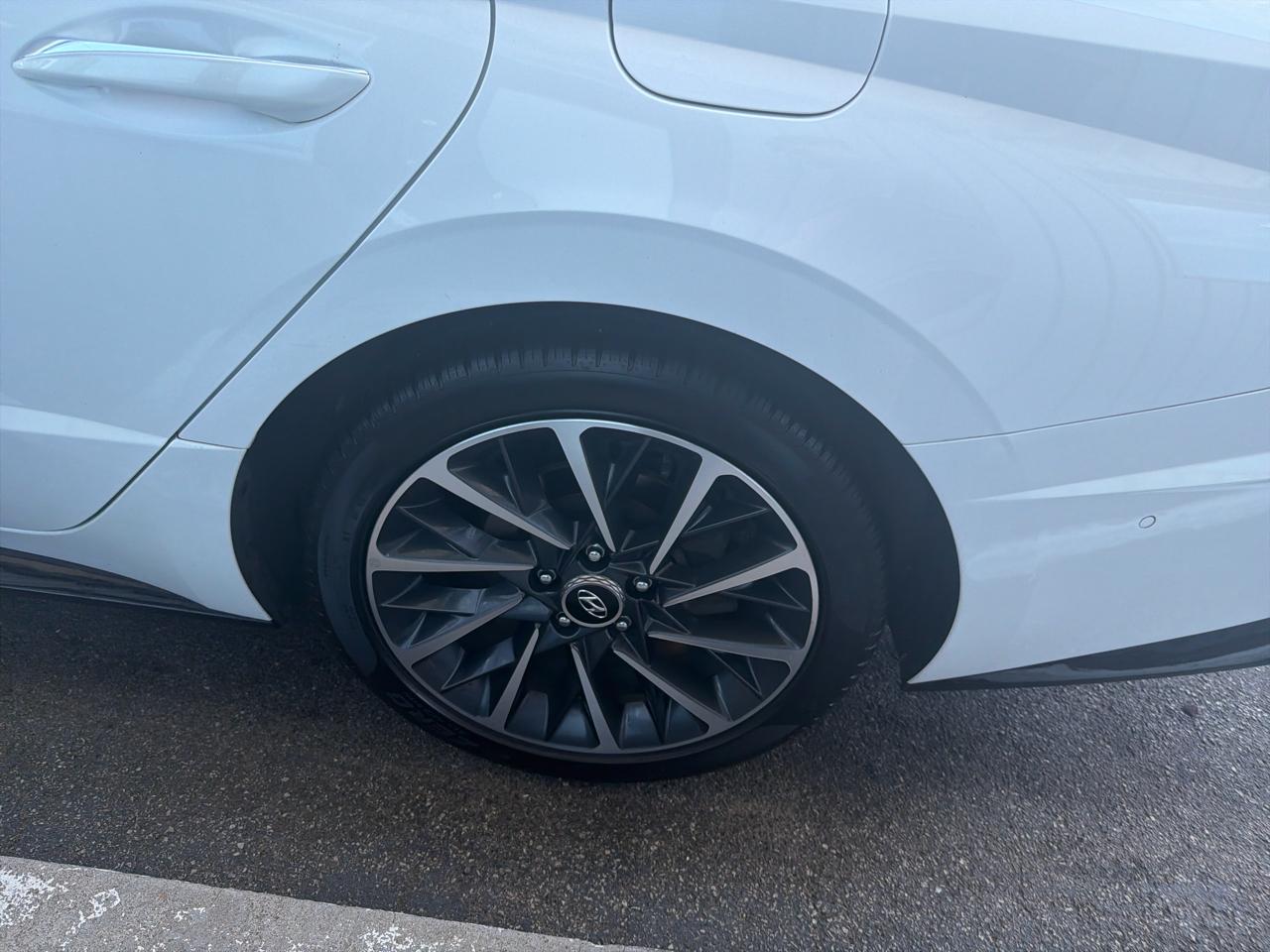 Hyundai Sonata Limited 1.6T 2023