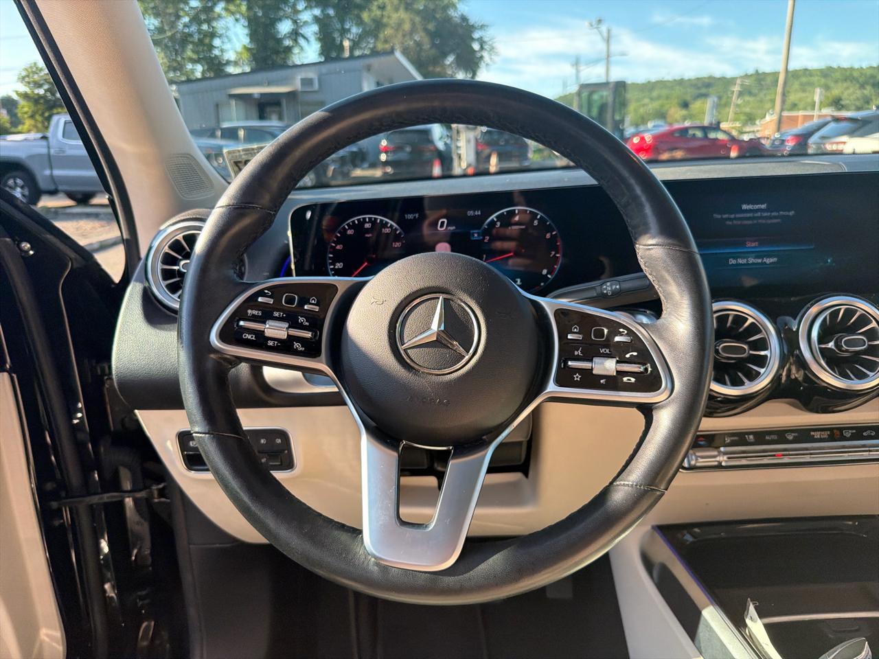 Mercedes-Benz GLB GLB 250 4MATIC SUV 2022
