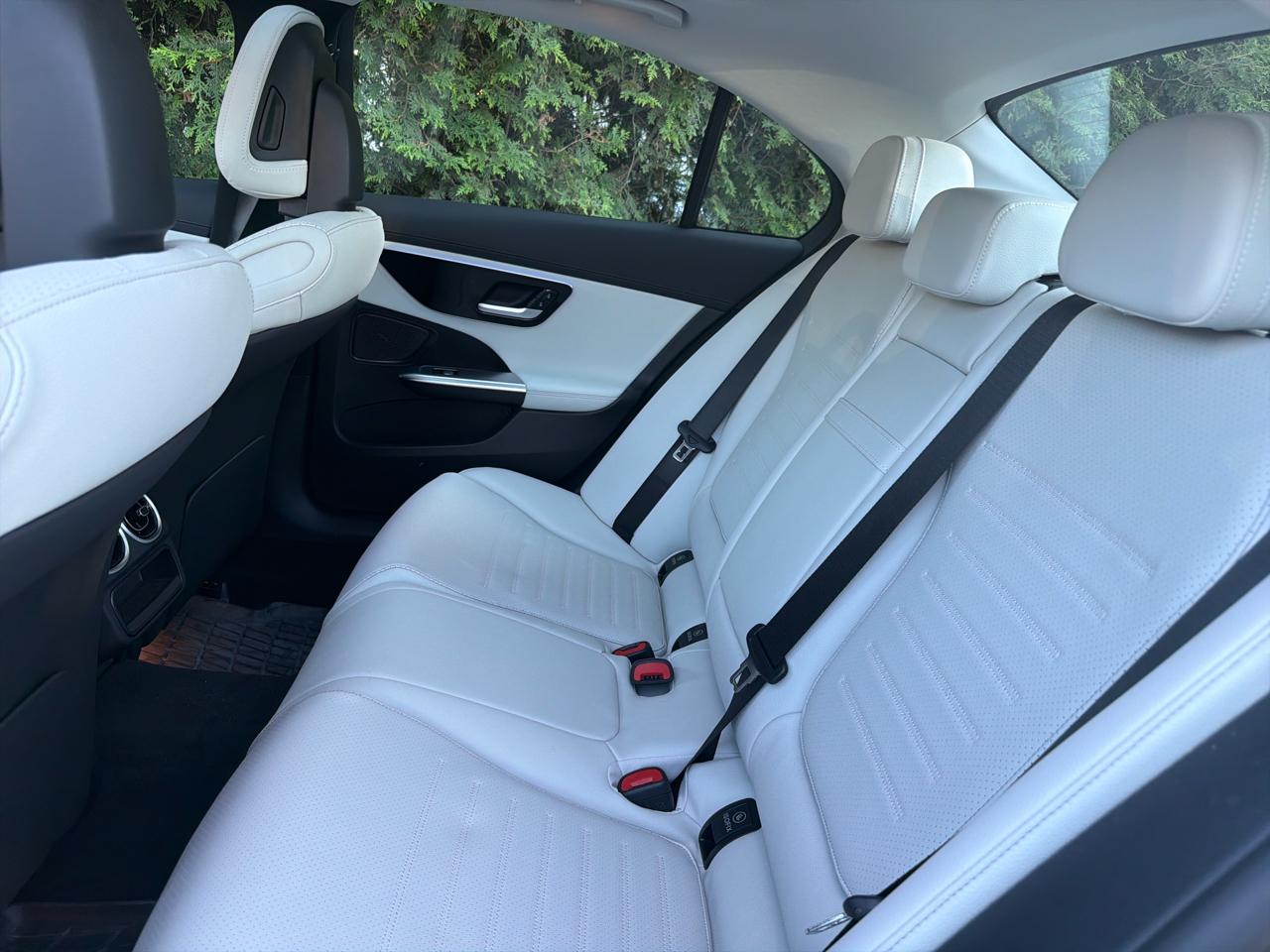 Mercedes-Benz C-Class C 300 4MATIC Sedan 2025