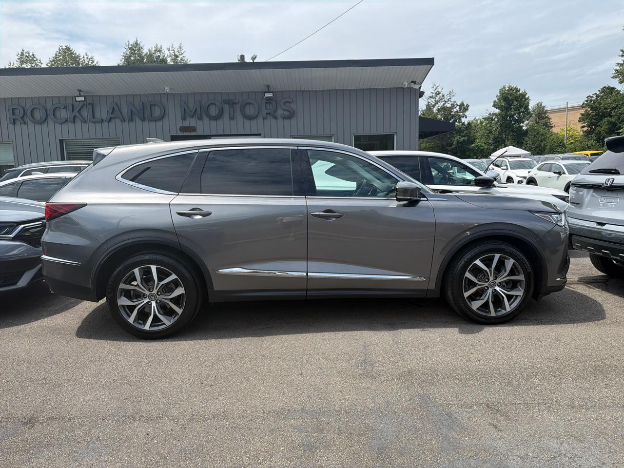 Acura MDX SH-AWD w/Technology Package 2023