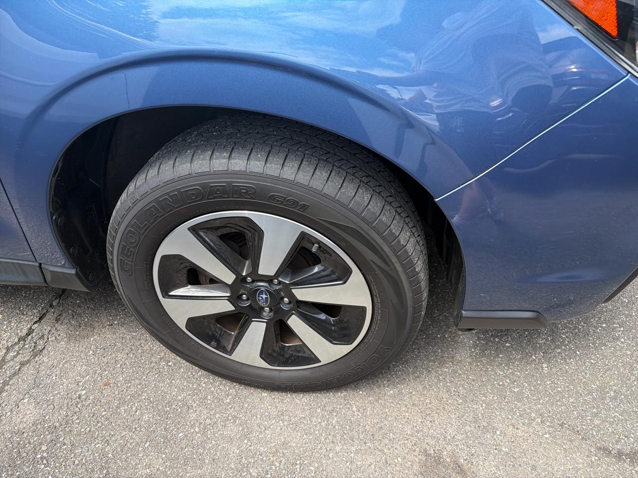Subaru Forester 2.5i Limited CVT 2017
