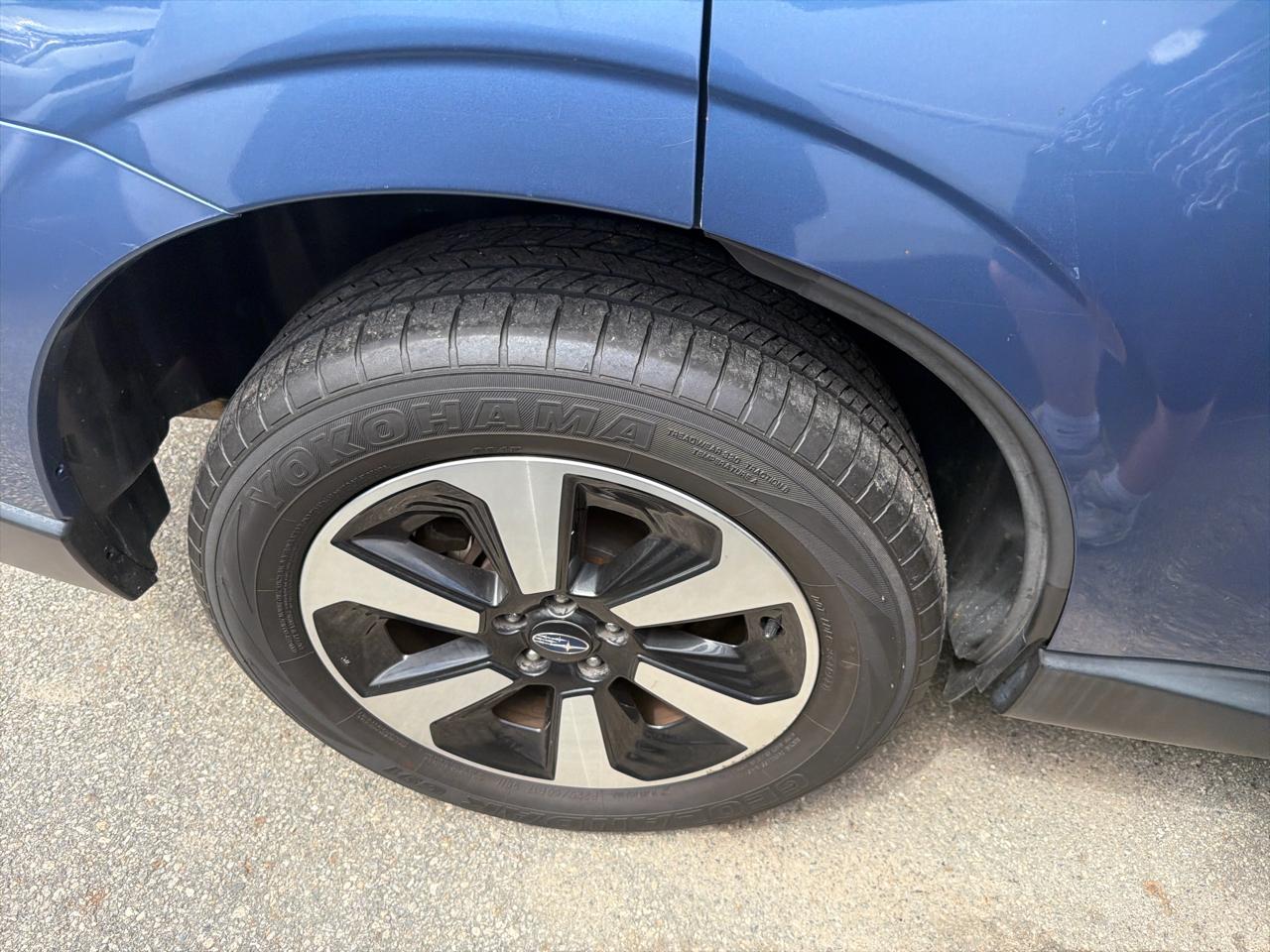 Subaru Forester 2.5i Limited CVT 2017