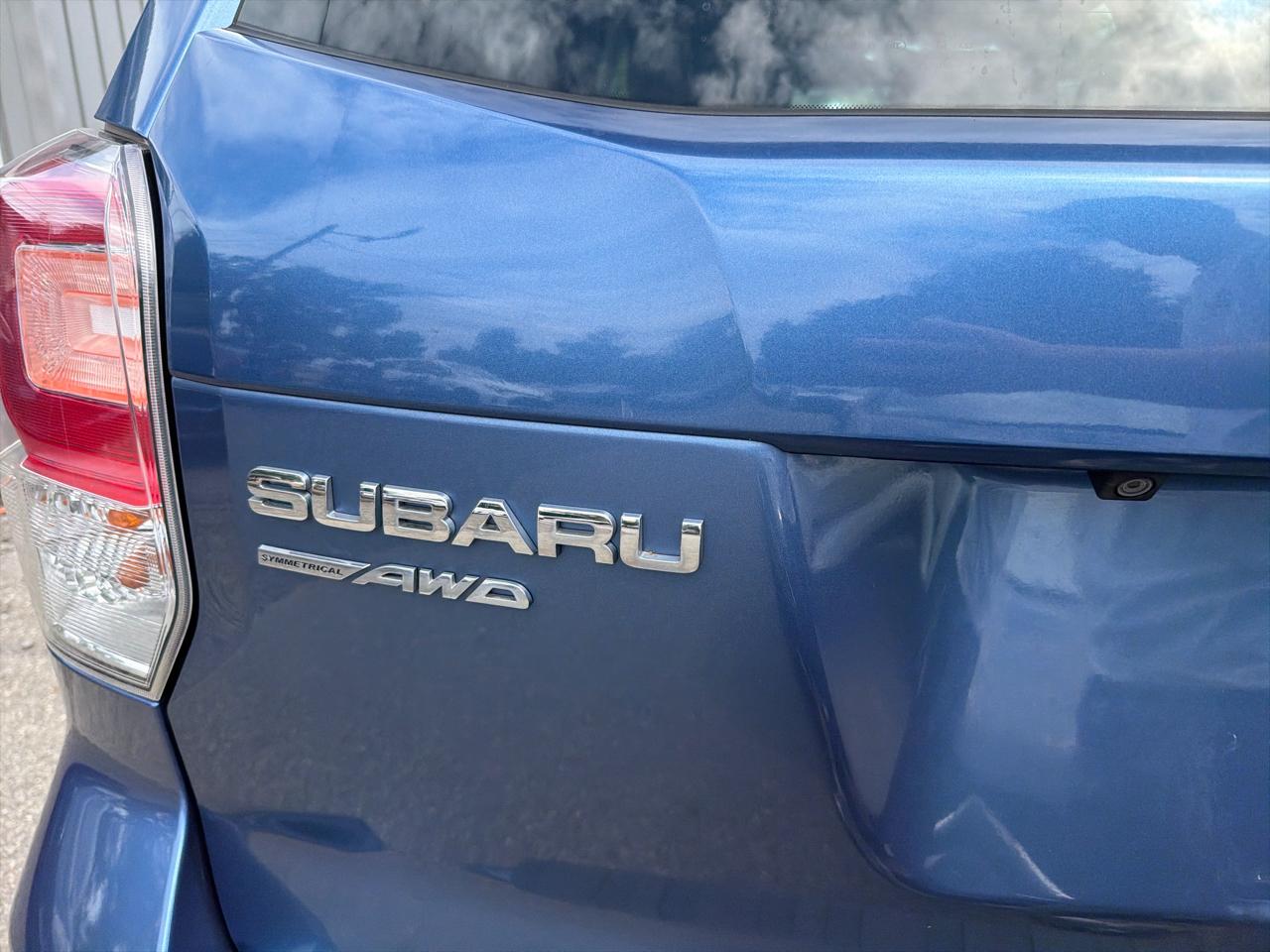 Subaru Forester 2.5i Limited CVT 2017