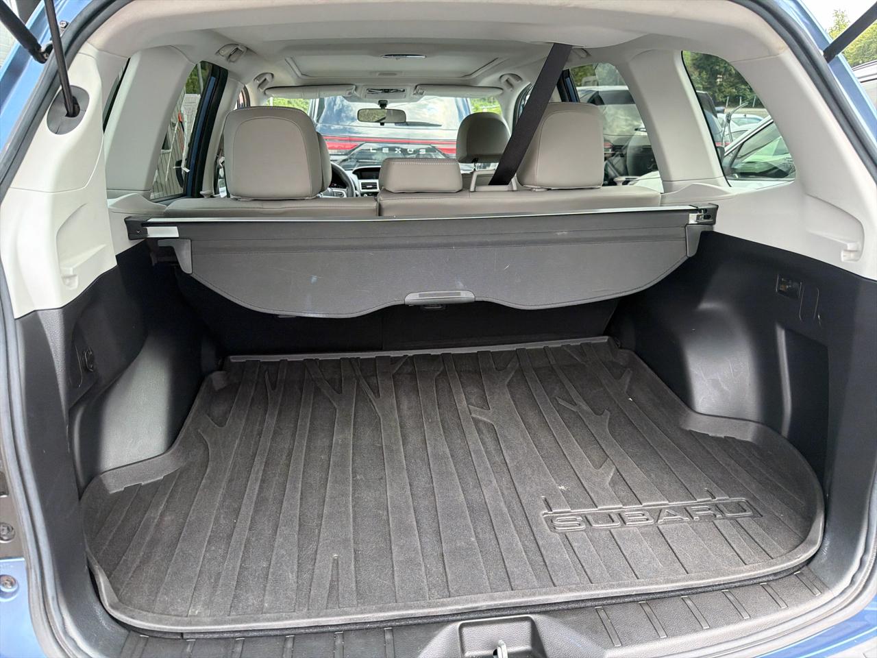 Subaru Forester 2.5i Limited CVT 2017