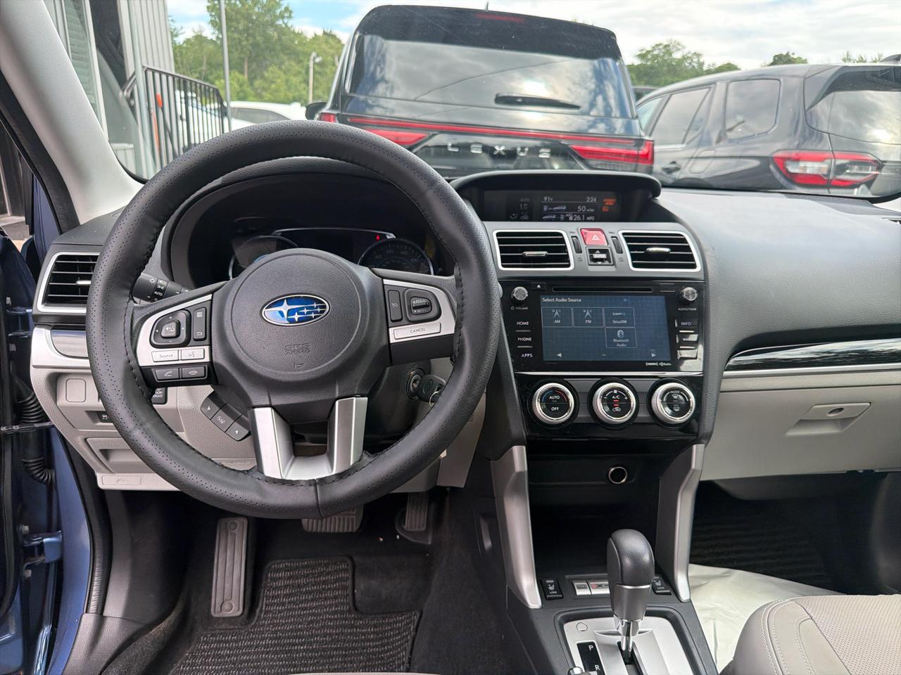 Subaru Forester 2.5i Limited CVT 2017