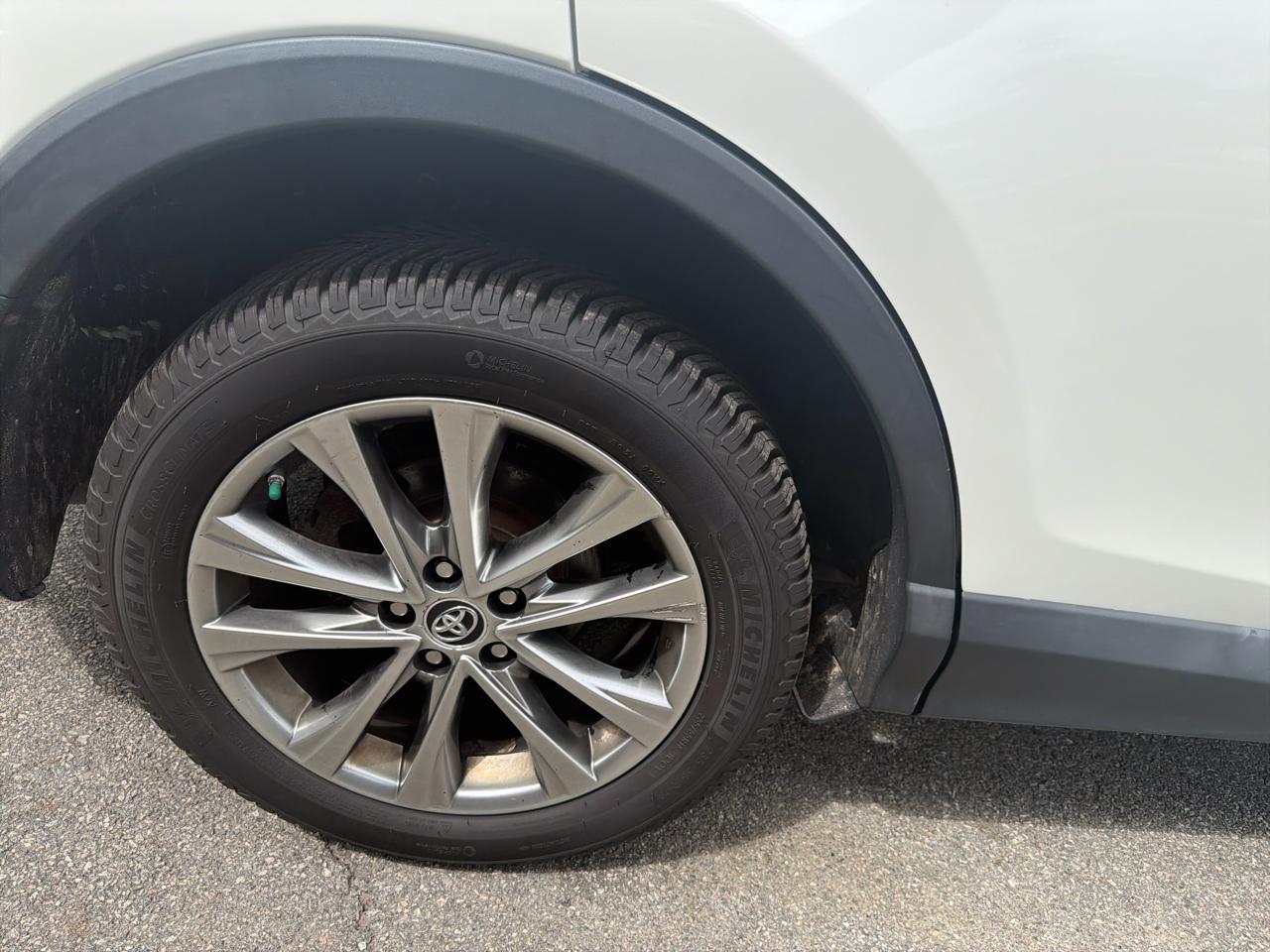 Toyota RAV4 AWD 4dr Limited (Natl) 2016