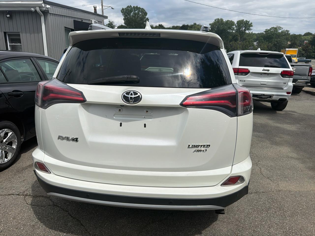 Toyota RAV4 AWD 4dr Limited (Natl) 2016