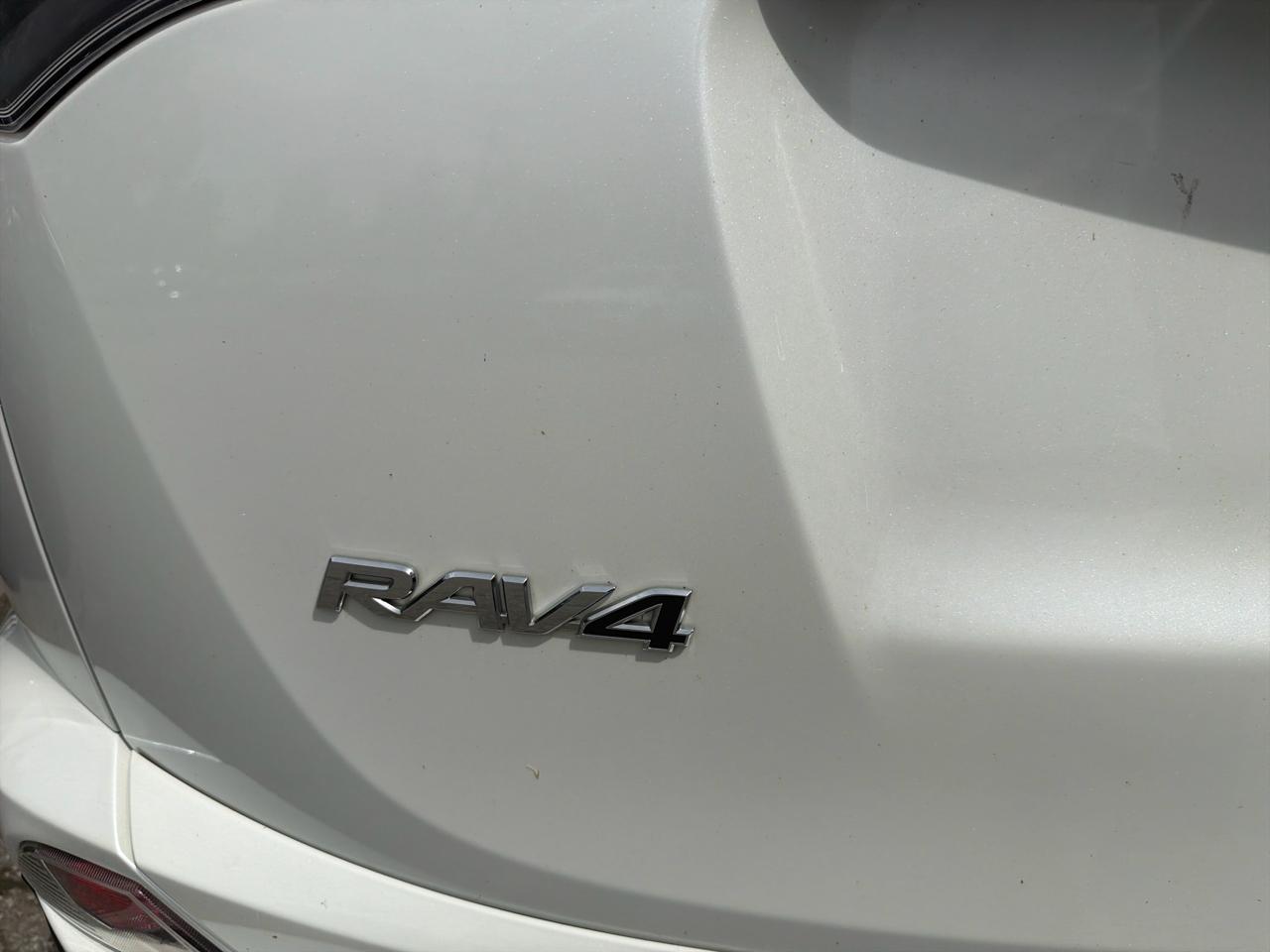 Toyota RAV4 AWD 4dr Limited (Natl) 2016