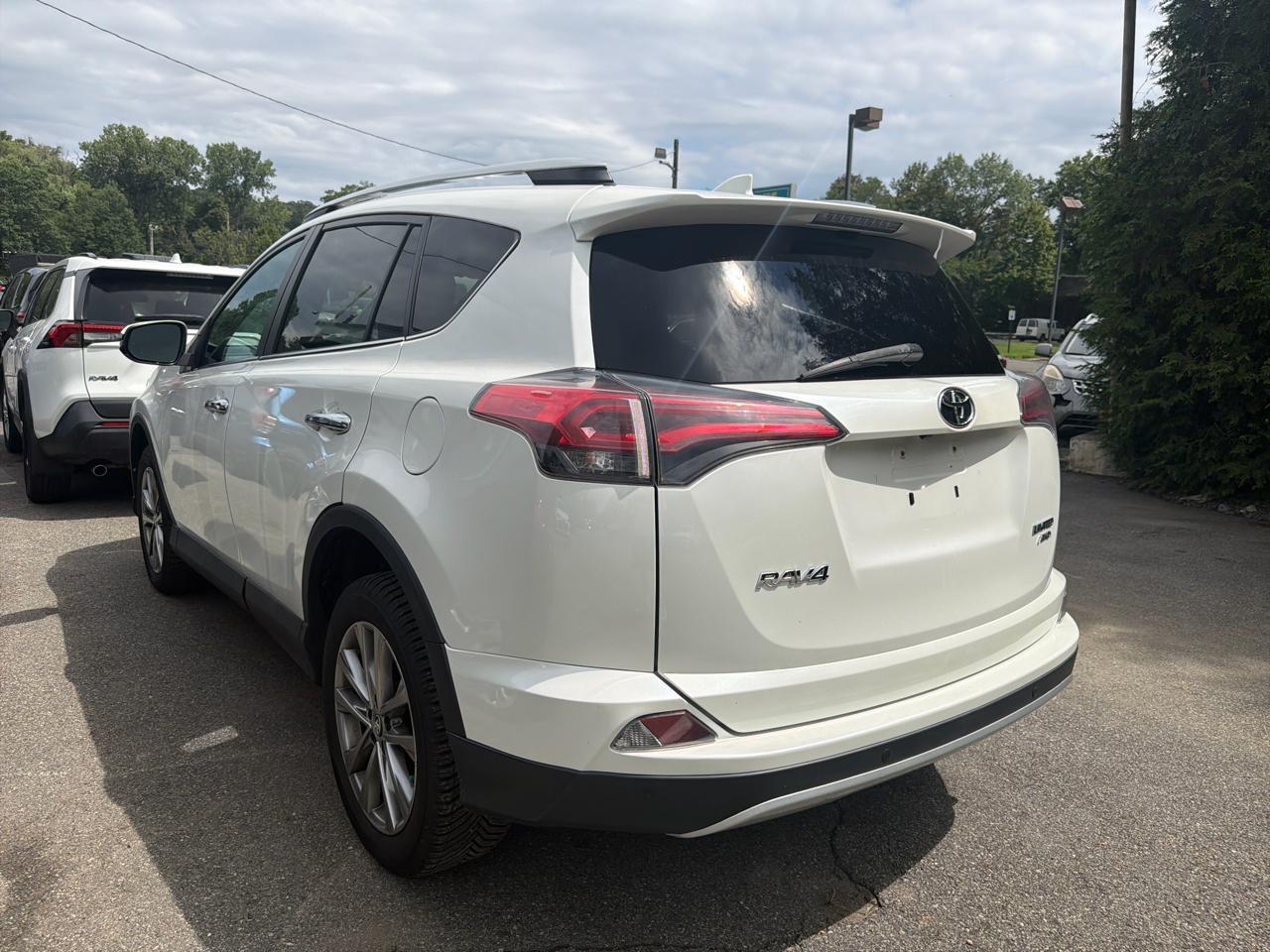 Toyota RAV4 AWD 4dr Limited (Natl) 2016