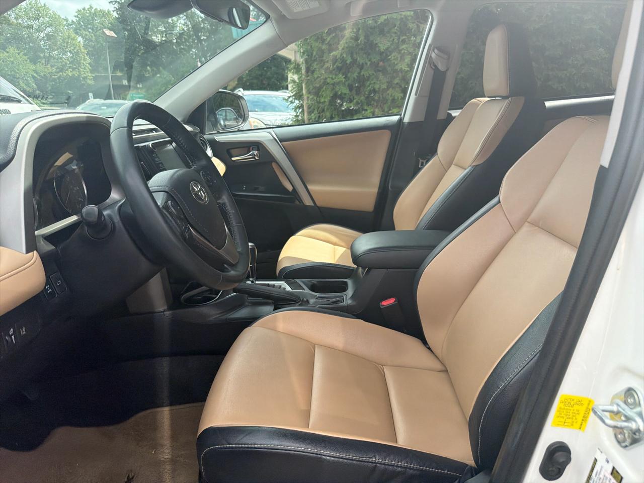Toyota RAV4 AWD 4dr Limited (Natl) 2016