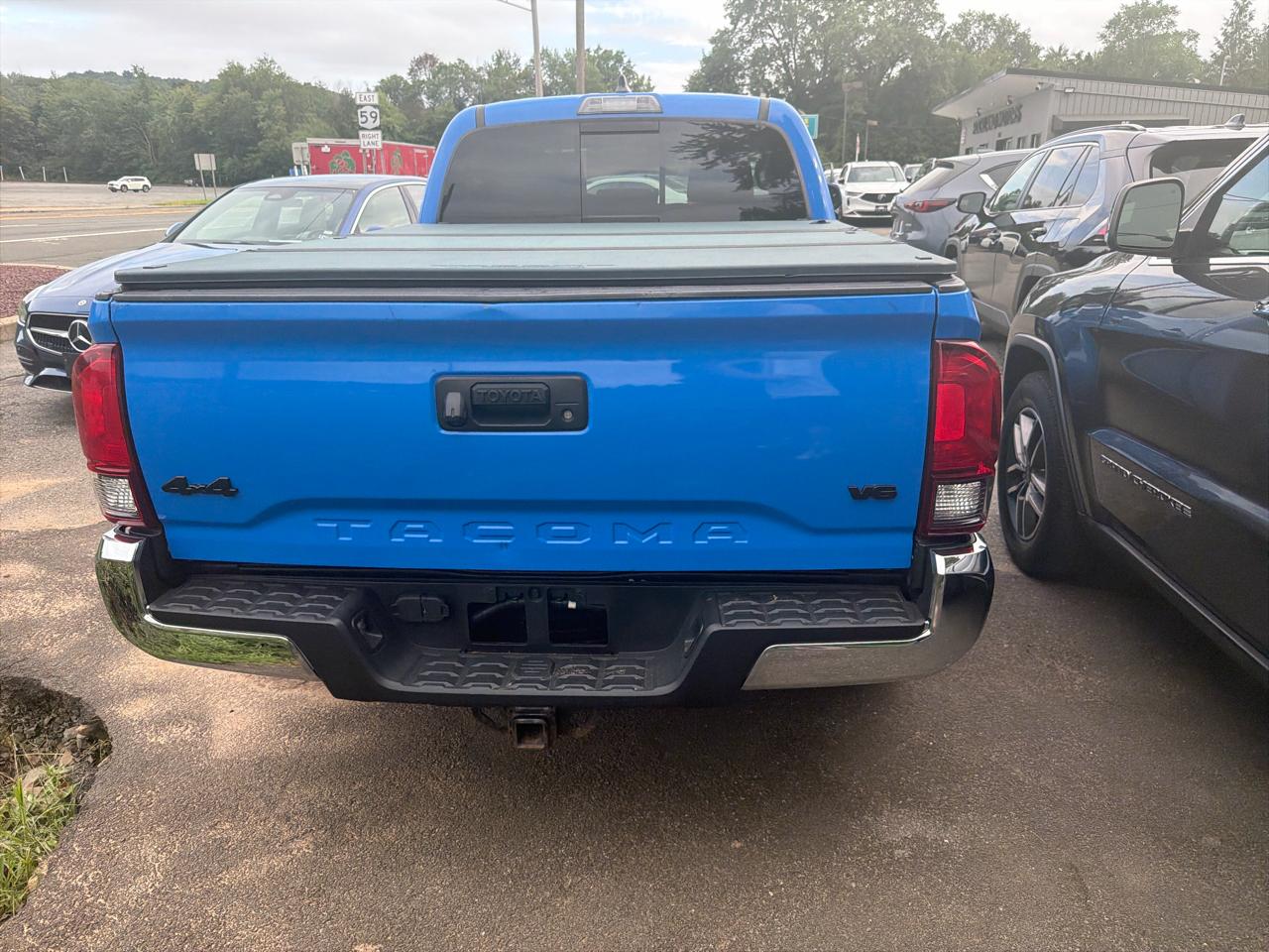 Toyota Tacoma 4WD TRD Off Road Double Cab 6' Bed V6 AT (Natl) 2020