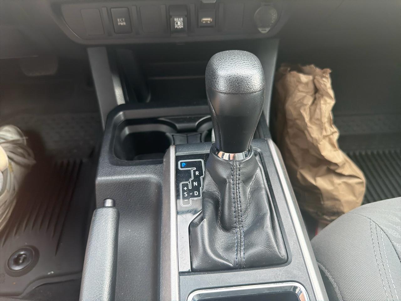 Toyota Tacoma 4WD TRD Off Road Double Cab 6' Bed V6 AT (Natl) 2020