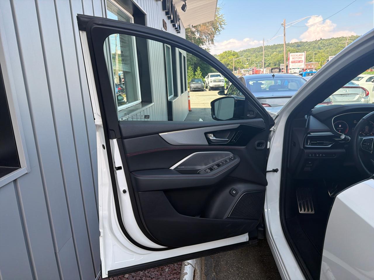 Acura MDX SH-AWD w/A-Spec Advance Package 2026