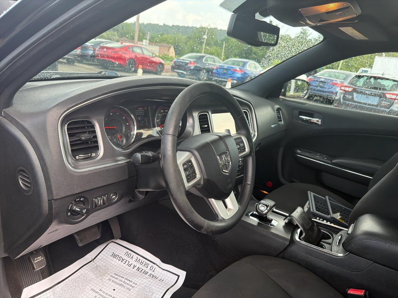 Dodge Charger 4dr Sdn SXT RWD 2013