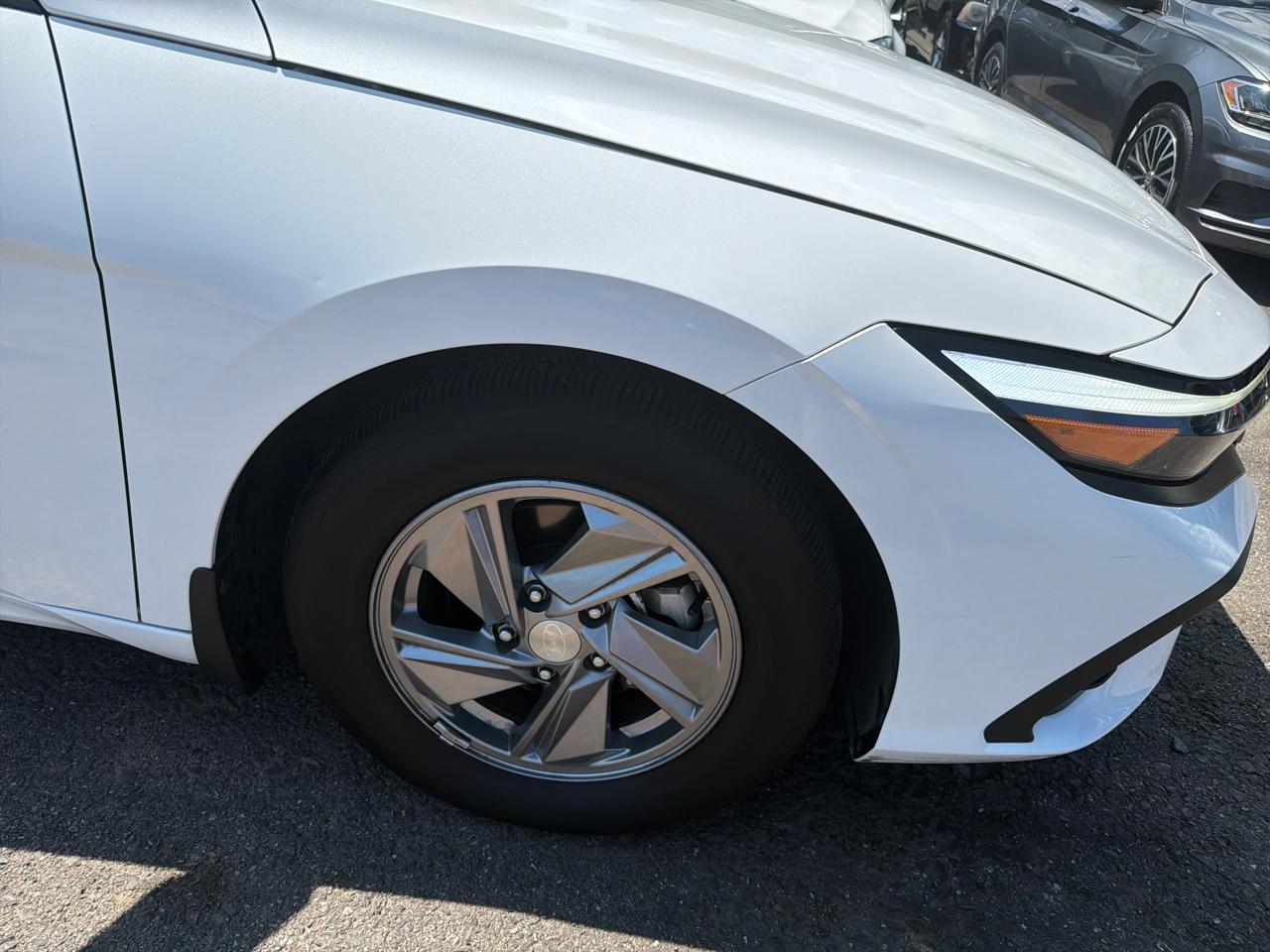 Hyundai Elantra SE IVT 2024