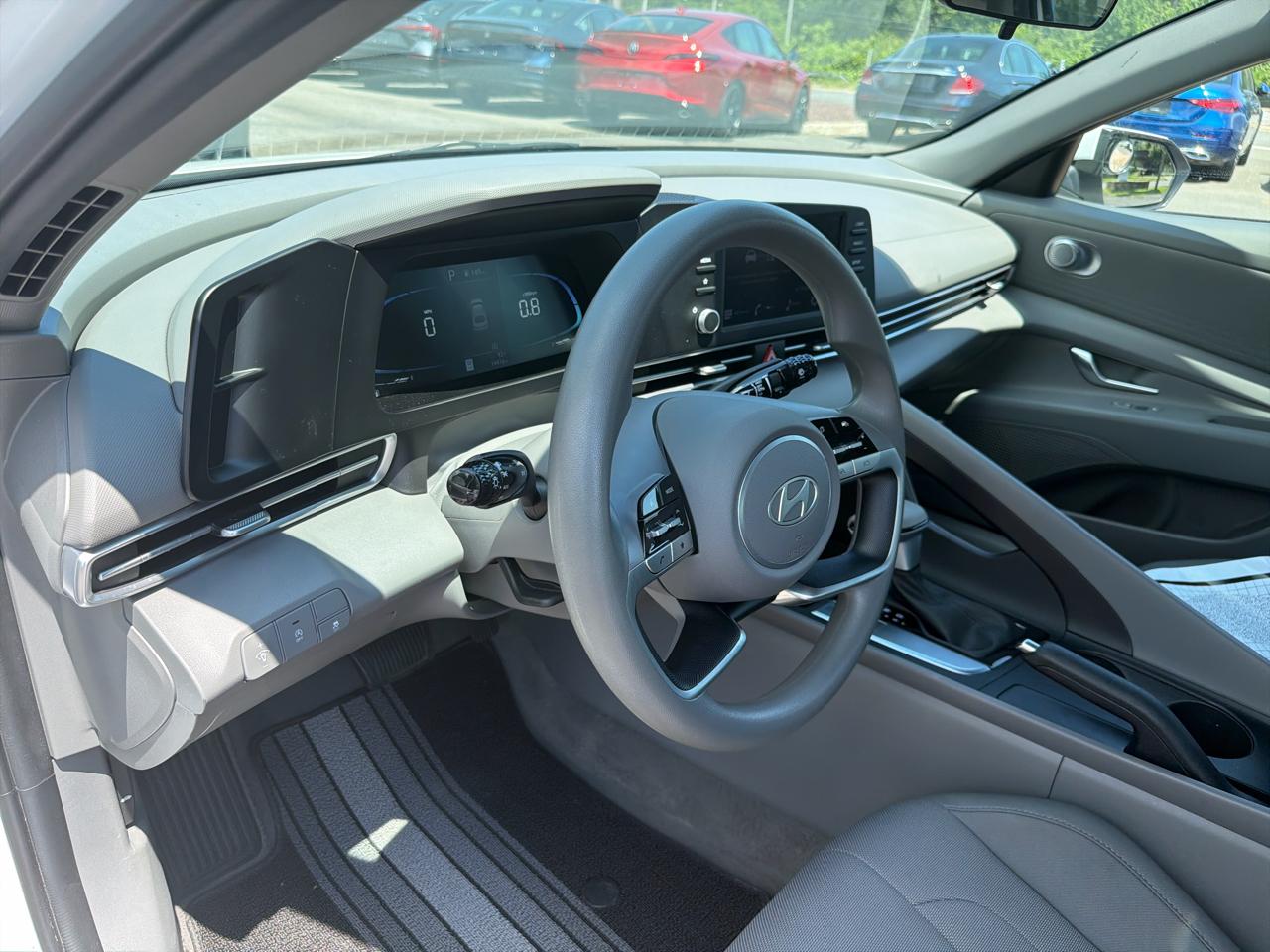 Hyundai Elantra SE IVT 2024