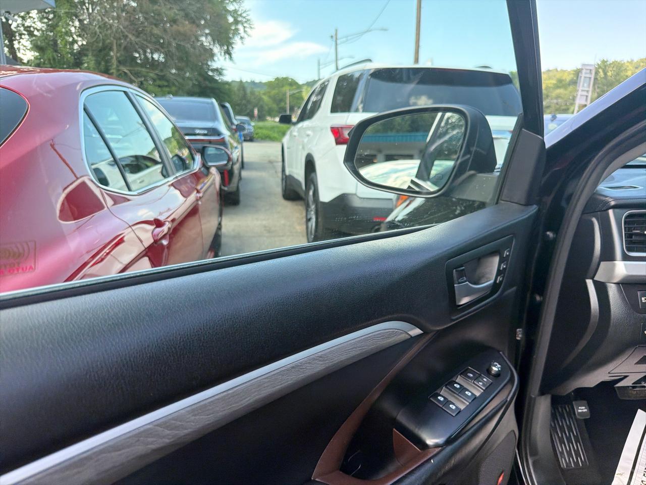 Toyota Highlander Limited V6 AWD (Natl) 2018