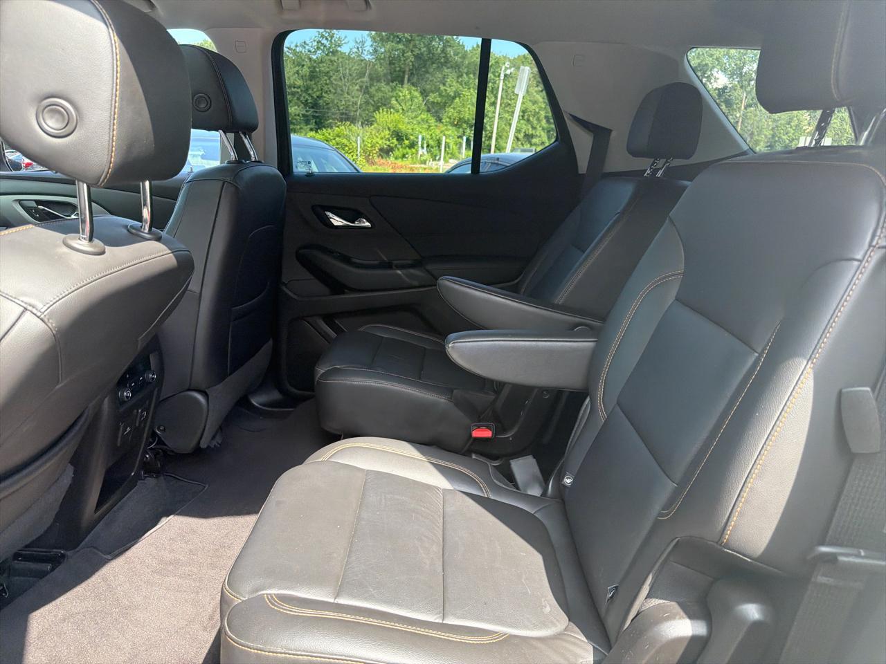 Chevrolet Traverse AWD 4dr LT Leather 2021