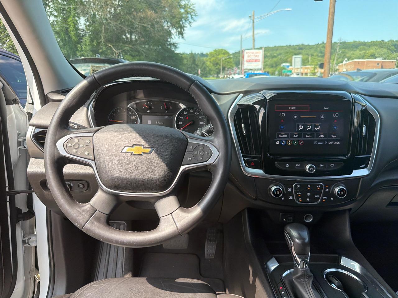 Chevrolet Traverse AWD 4dr LT Leather 2021