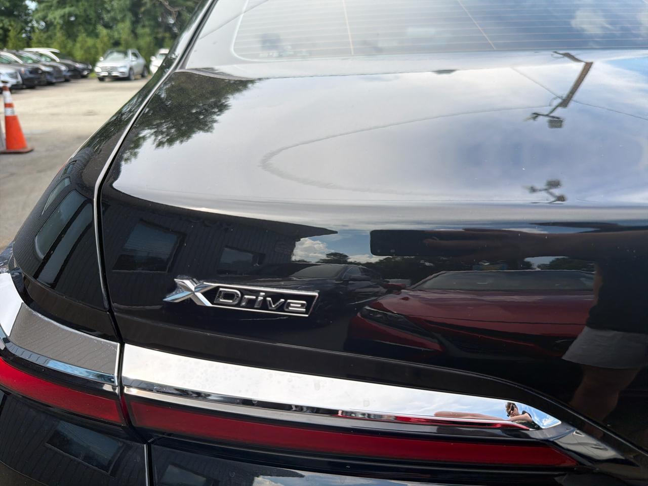 BMW 7 Series 760i xDrive Sedan 2023