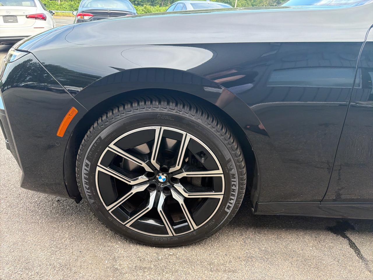 BMW 7 Series 760i xDrive Sedan 2023