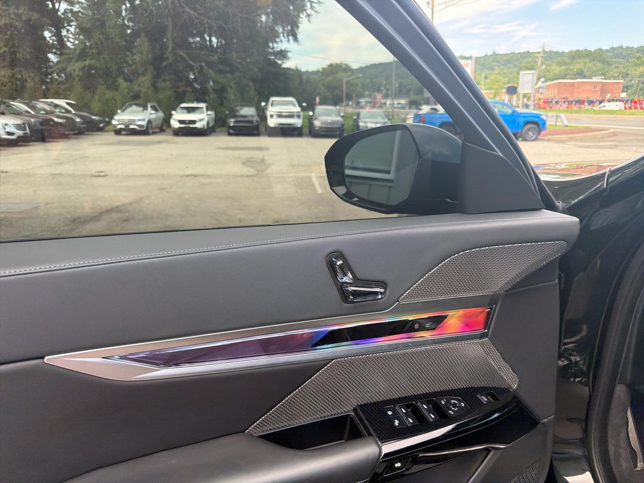 BMW 7 Series 760i xDrive Sedan 2023