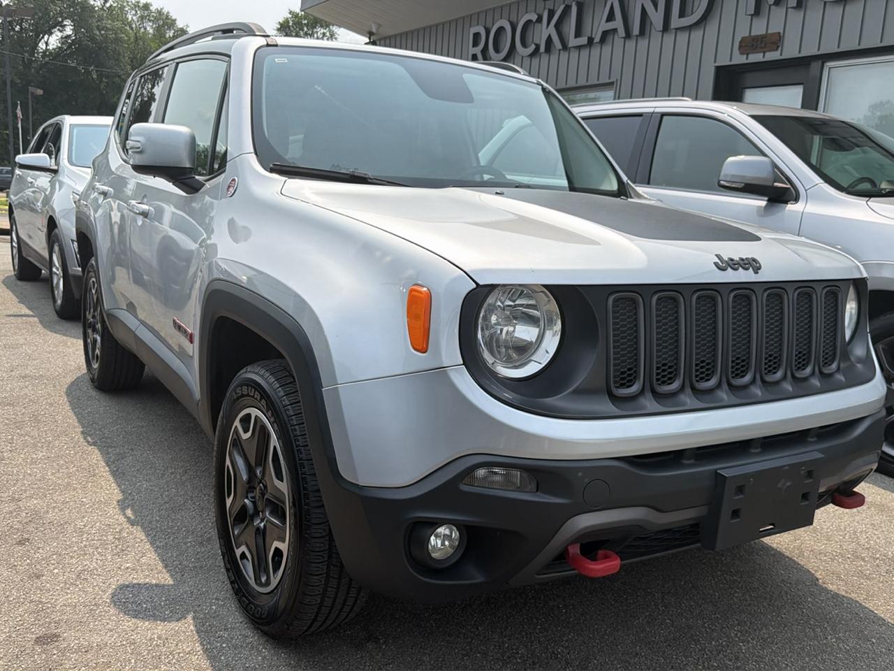 Jeep Renegade 4WD 4dr Trailhawk 2016