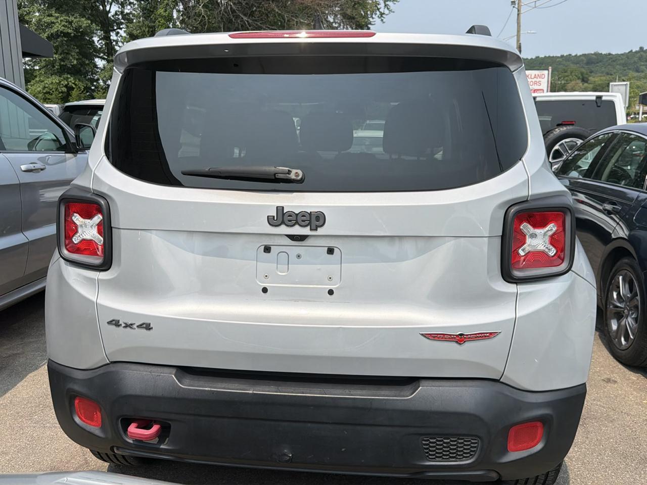 Jeep Renegade 4WD 4dr Trailhawk 2016