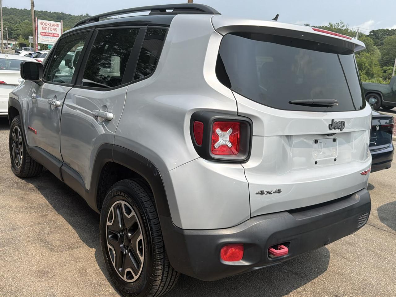 Jeep Renegade 4WD 4dr Trailhawk 2016