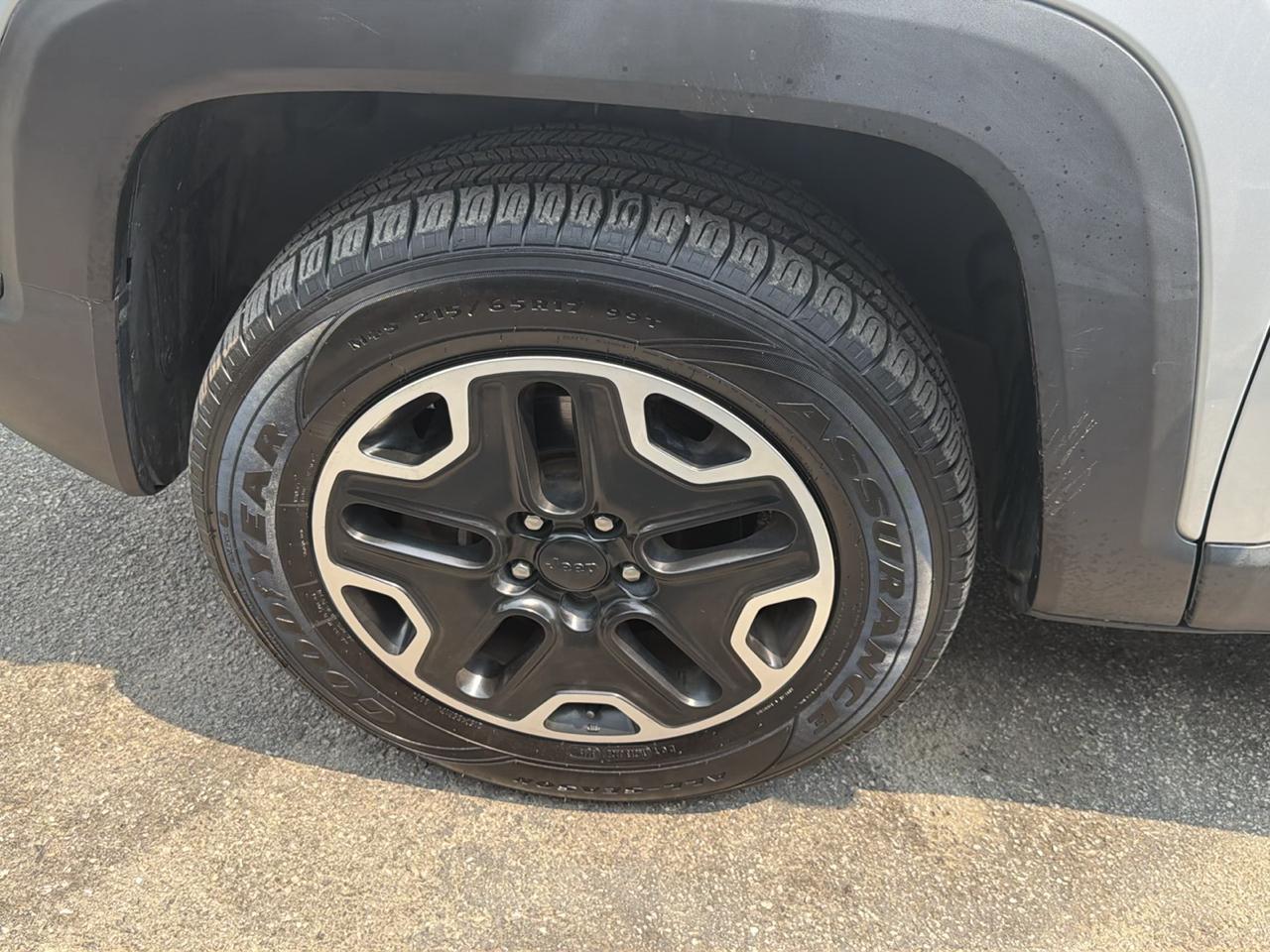 Jeep Renegade 4WD 4dr Trailhawk 2016