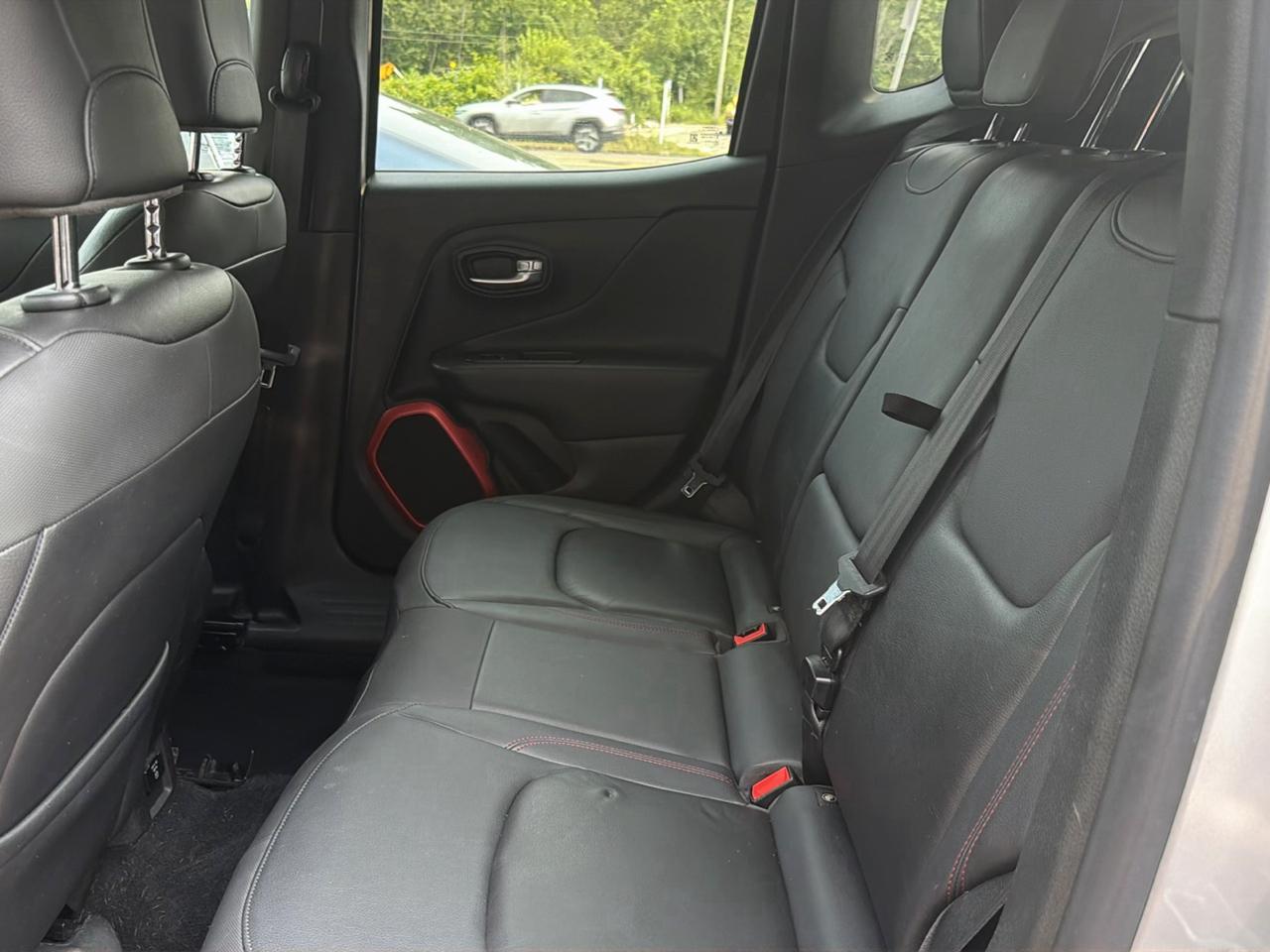 Jeep Renegade 4WD 4dr Trailhawk 2016