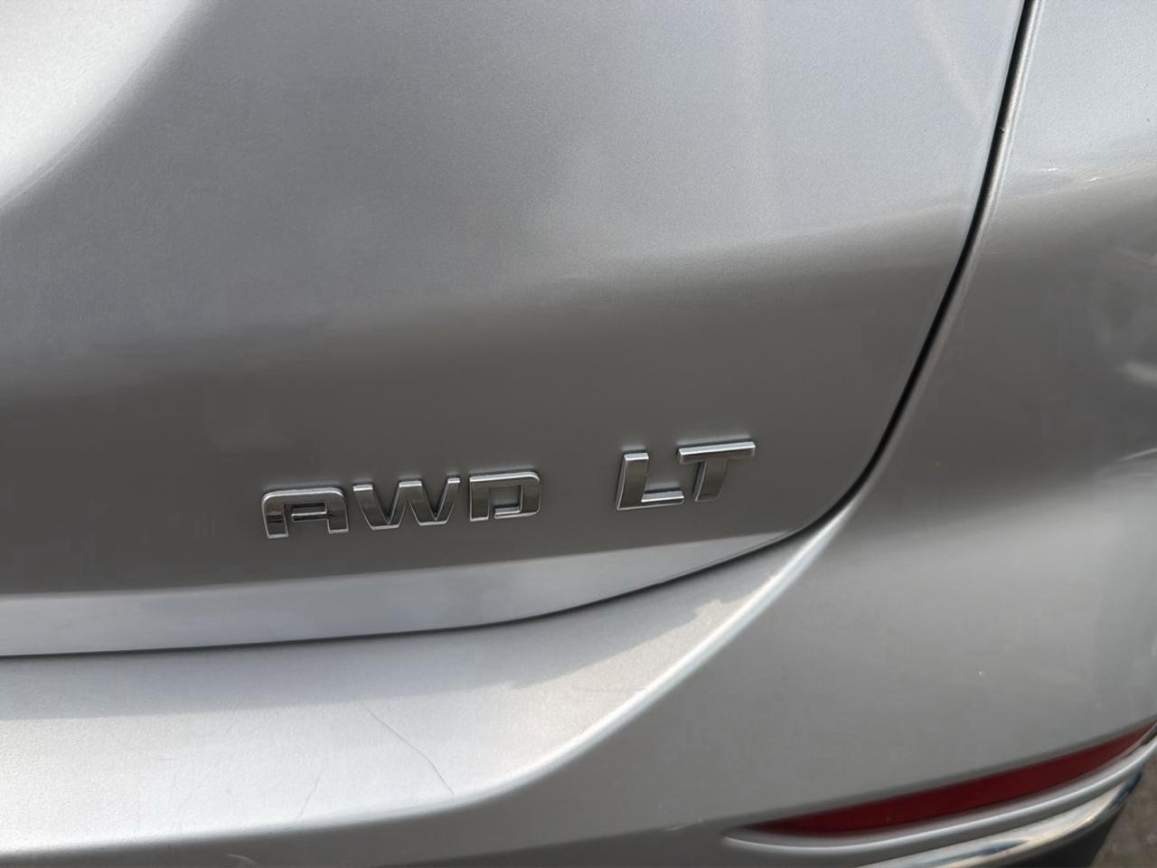 Chevrolet Equinox AWD 4dr LT w/1LT 2019