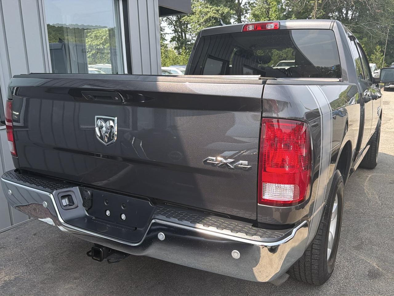 RAM 1500 Classic Tradesman 4x4 Quad Cab 6'4" Box 2023