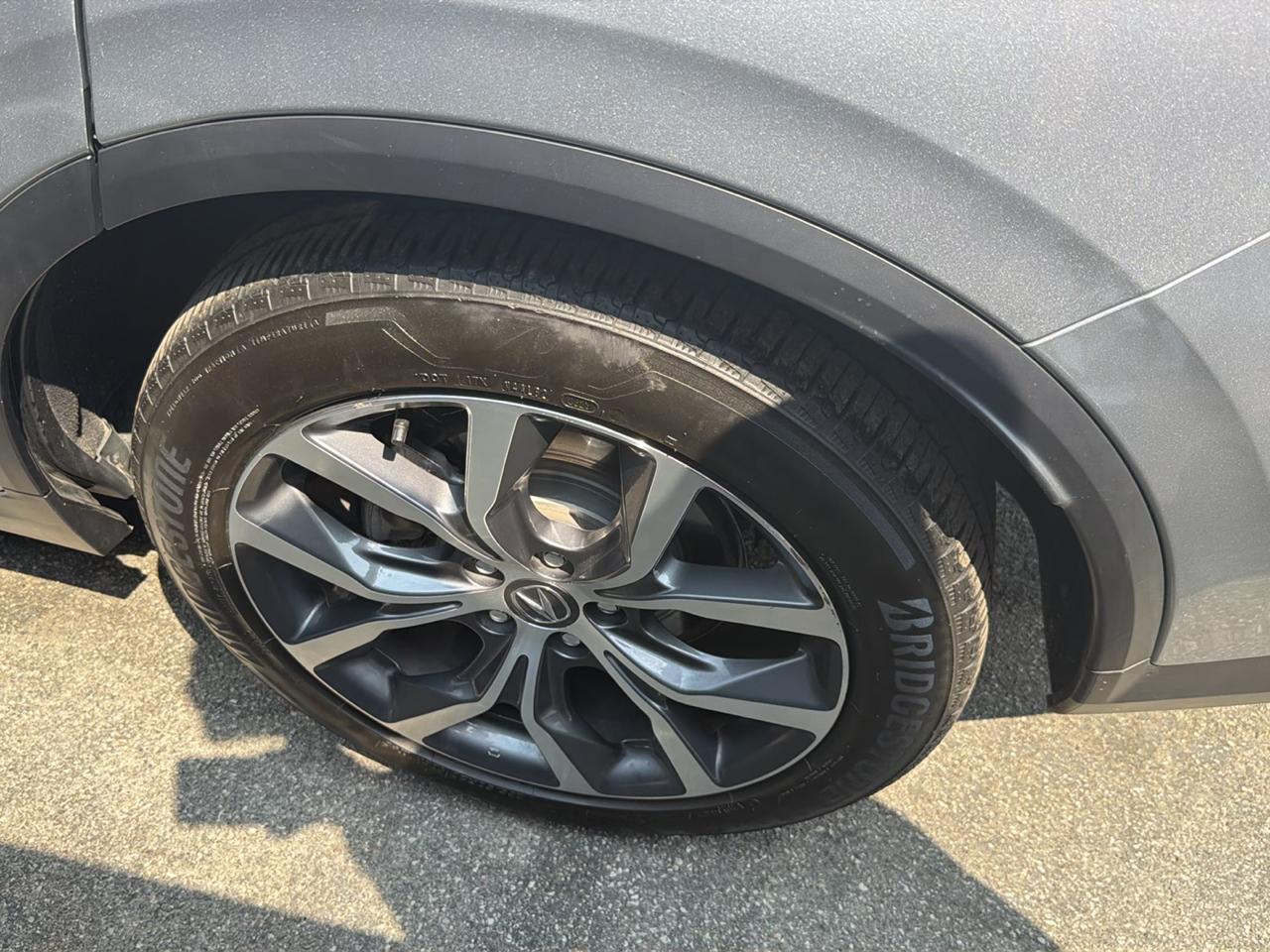 Acura MDX SH-AWD w/Technology Package 2023